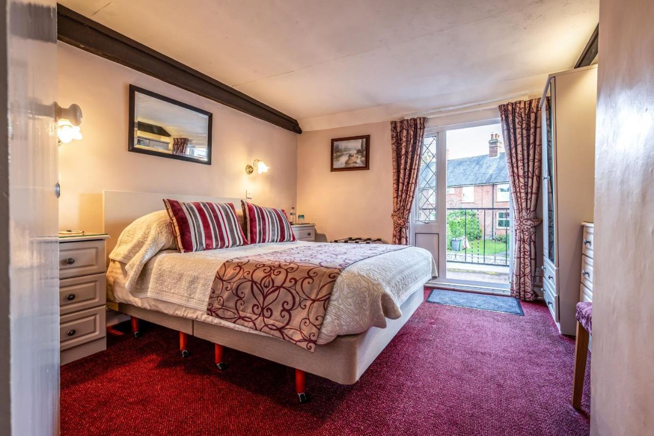 The Olde Forge Hotel Hailsham Extérieur photo