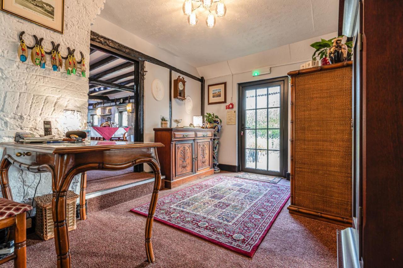 The Olde Forge Hotel Hailsham Extérieur photo